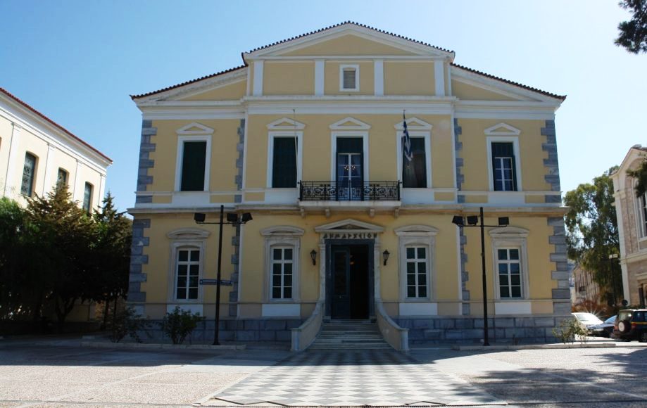 Δημοπρατείται το έργο «Ασφαλτοστρώσεις Δρόμων ΔΚ Χώρας»