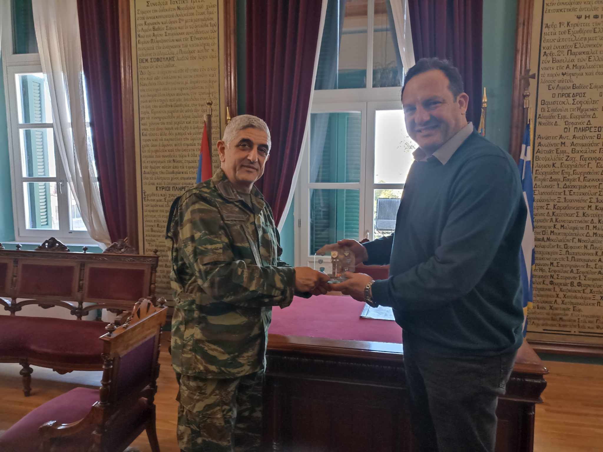 ΕΠΙΣΚΕΨΗ ΑΣΔΕΝ ΣΤΟΝ ΔΗΜΑΡΧΟ ΑΝΑΤΟΛΙΚΗΣ ΣΑΜΟΥ