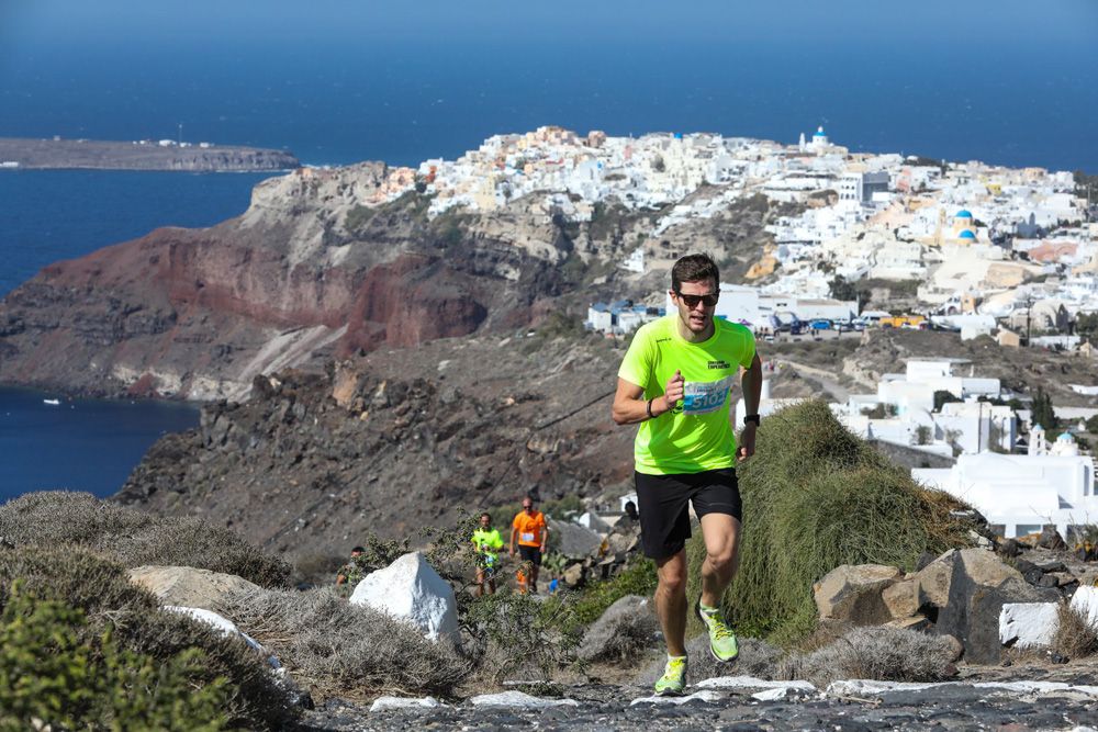 Τρέξε με θέα την Καλντέρα στο 5ο Santorini Experience