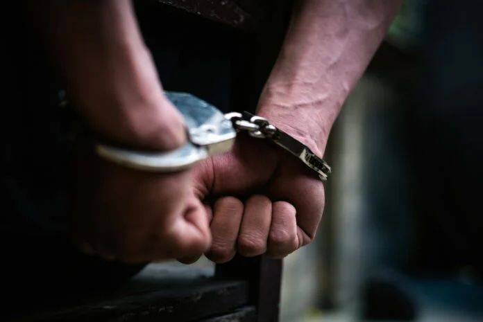 Σάμος: Σύλληψη 43χρονου αλλοδαπού για κατοχή και διακίνηση ναρκωτικών